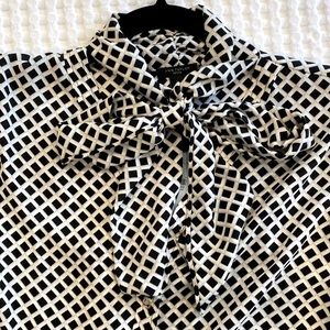 NWT! Ann Taylor tie neck blouse with gold buttons